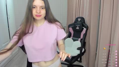 Cassie  STREAMS HERE EVERYDAY online show from 02.28.25