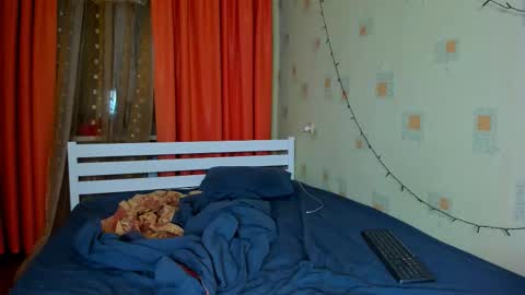 Cassie  STREAMS HERE EVERYDAY online show from 02.18.26