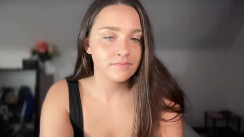 Crystal online show from 10.21.25