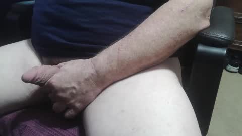 Snapshot of iamdevilish99 chatting on 11.18.25 iamdevilish99 online show from 11.18.25