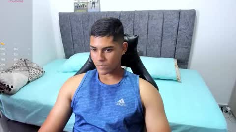 Dylan  independent model  online show from 11.26.25