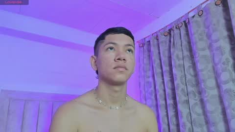 Snapshot of iamjulian_ chatting on 01.14.25 Juliiiiian online show from 01.14.25