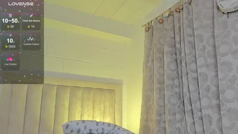 Snapshot of iamjulian_ chatting on 01.24.25 Juliiiiian online show from 01.24.25