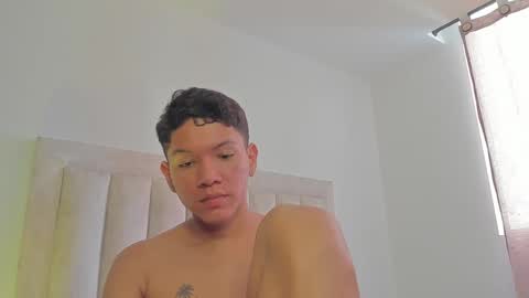 Snapshot of iamjulian_ chatting on 03.02.25 Juliiiiian online show from 03.02.25