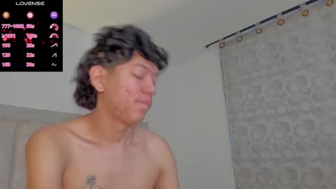 Snapshot of iamjulian_ chatting on 09.30.25 Juliiiiian online show from 09.30.25