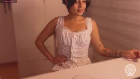 Julieta online show from 06.22.26