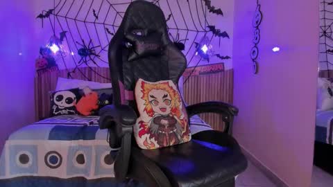 Snapshot of iamnayuta chatting on 10.17.25 Nayuta online show from 10.17.25