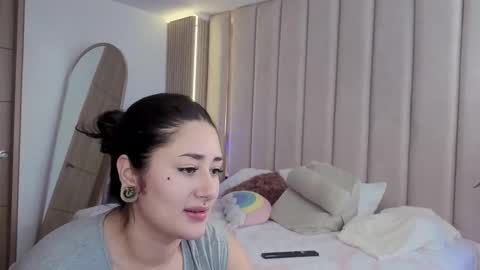 Nyxy online show from 12.15.25