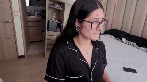 Nyxy online show from 02.08.26