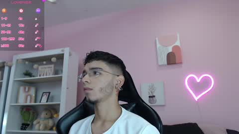 IAN CASTILLO online show from 01.15.25