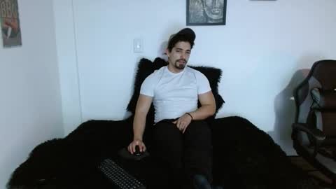 Ian Davis online show from 11.17.25