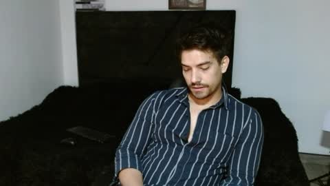 Ian Davis online show from 04.07.26