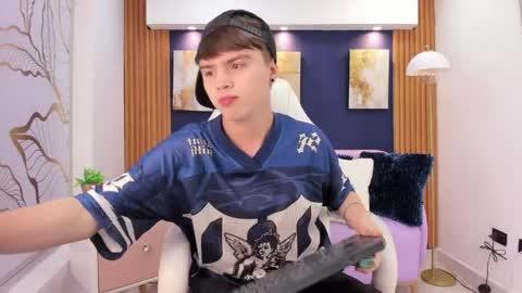 Ian  online show from 04.02.26