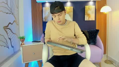 Ian  online show from 04.07.26