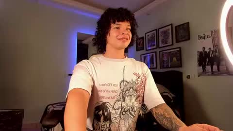 Snapshot of ian_versace chatting on 06.30.26 Andres online show from 06.30.26