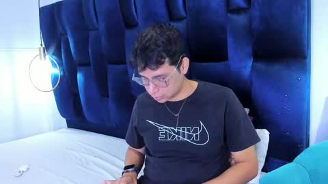 ian_yin online show from 03.21.26