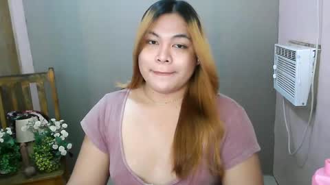Snapshot of iana_whorexxx chatting on 03.02.25 iana online show from 03.02.25