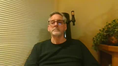 icanhelpu43 online show from 02.02.25