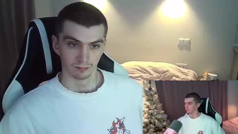 Snapshot of ice_raf chatting on 01.11.25 MAX online show from 01.11.25