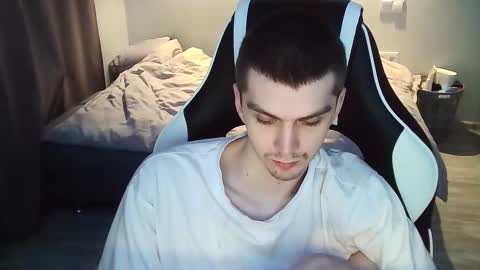 Snapshot of ice_raf chatting on 01.23.25 MAX online show from 01.23.25