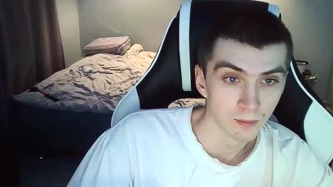 Snapshot of ice_raf chatting on 01.23.25 MAX online show from 01.23.25