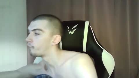 Snapshot of ice_raf chatting on 02.02.25 MAX online show from 02.02.25