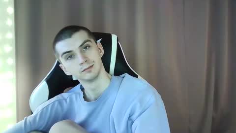 Snapshot of ice_raf chatting on 02.17.25 MAX online show from 02.17.25