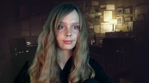 Nina online show from 09.21.25