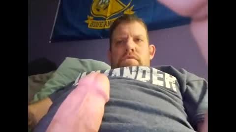 Snapshot of iceman198242 chatting on 01.01.25 iceman198242 online show from 01.01.25