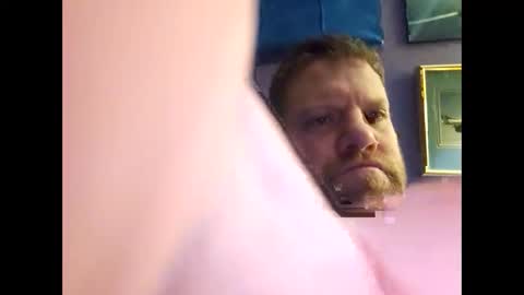 Snapshot of iceman198242 chatting on 01.11.25 iceman198242 online show from 01.11.25