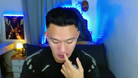 Mateo online show from 11.23.25