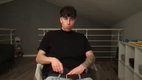 Snapshot of icyninesix chatting on 01.08.25 icyninesix online show from 01.08.25