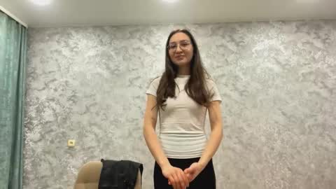 Sofi online show from 11.03.25