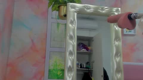 Snapshot of idiris_big chatting on 03.12.25 Idiris online show from 03.12.25