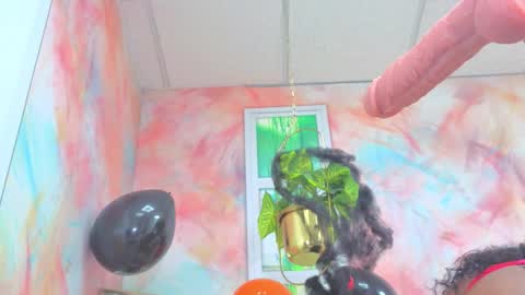 Snapshot of idiris_big chatting on 10.20.25 Idiris online show from 10.20.25