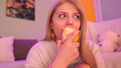 Little Flower online show from 02.06.25