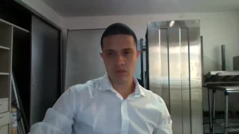 Snapshot of idris_izan chatting on 10.27.25 idris izan online show from 10.27.25