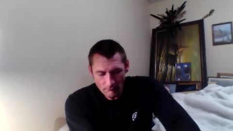 Snapshot of ifoundthegspot chatting on 10.22.25 Darthmark420 online show from 10.22.25
