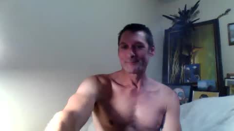 Snapshot of ifoundthegspot chatting on 11.08.25 Darthmark420 online show from 11.08.25