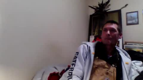 Snapshot of ifoundthegspot chatting on 11.11.25 Darthmark420 online show from 11.11.25