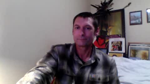 Snapshot of ifoundthegspot chatting on 11.16.25 Darthmark420 online show from 11.16.25