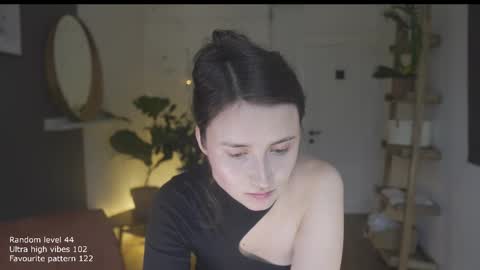 Belle online show from 10.17.25