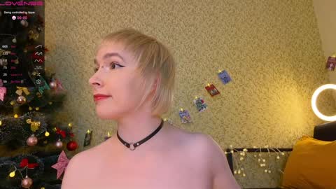 Emmy  help me reach 100 thumbs up online show from 01.06.25