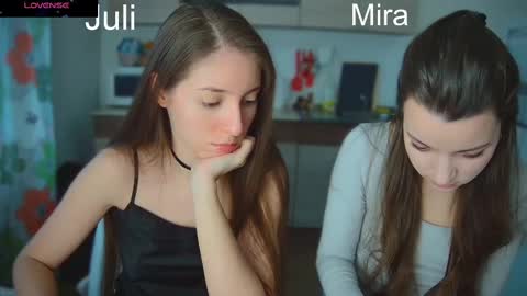 Snapshot of ihavepaws33 chatting on 03.01.25 Julia and Mira online show from 03.01.25