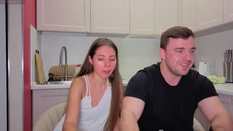 Snapshot of ihavepaws33 chatting on 11.05.25 Julia and Mira online show from 11.05.25