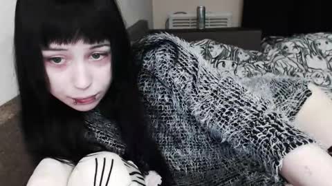 iiiiiiis online show from 12.03.25