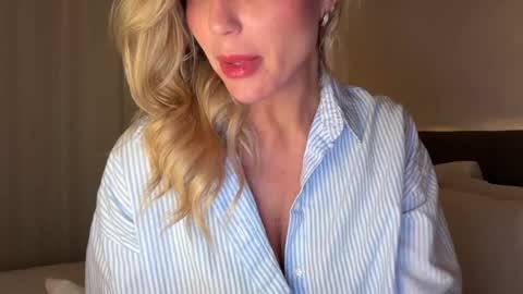 Ivy online show from 01.11.25