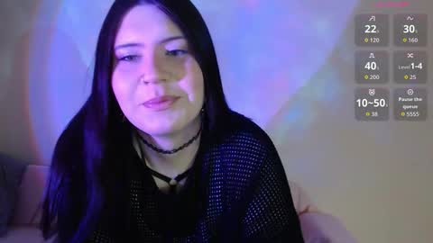 Snapshot of iintimate_flesh chatting on 12.23.25 Vella online show from 12.23.25