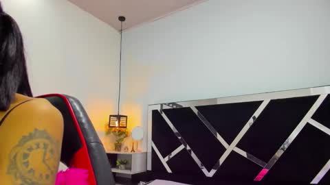 Isabella online show from 11.29.25