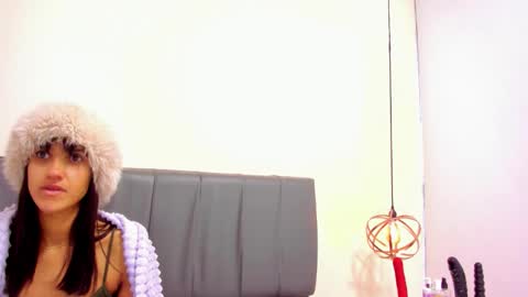 Isabella online show from 03.21.26